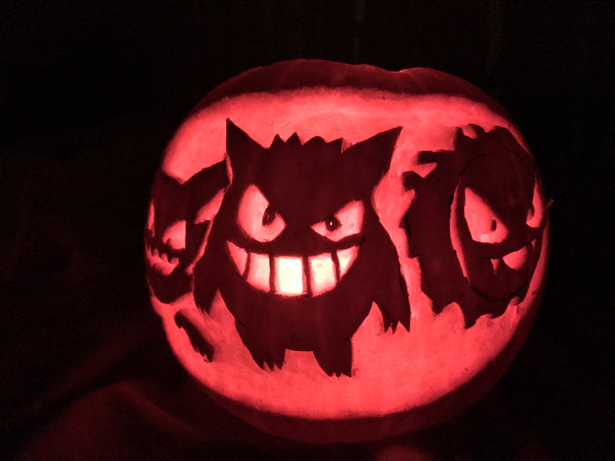 Ghostly Pokemon pumpkin, Gengar focus