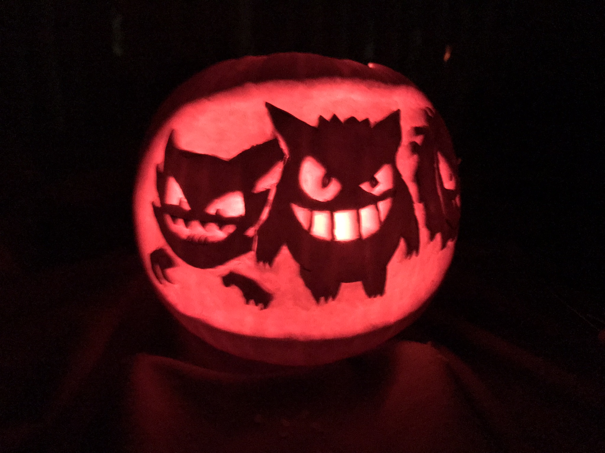 Ghostly Pokemon pumpkin, Haunter focus